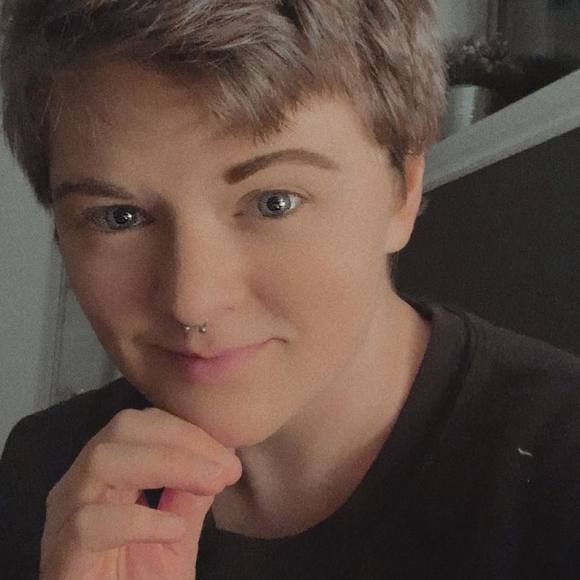 Meet your Posher, Jaime - Picture 1 of 1